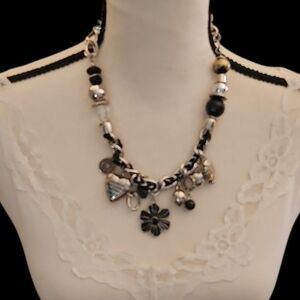 Vtg 1990s Beaded Floral Heart Luke 10:27 Charm Woven Chain Necklace